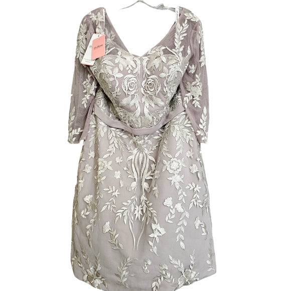 Nwt JJs House Taupe Floral Embroidered Lace Illusion Neckline Mother/Bri… - Picture 3 of 17